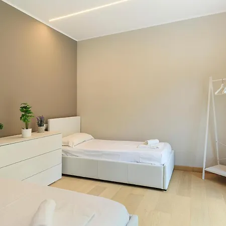 Skylake Penthouse By Impero House *